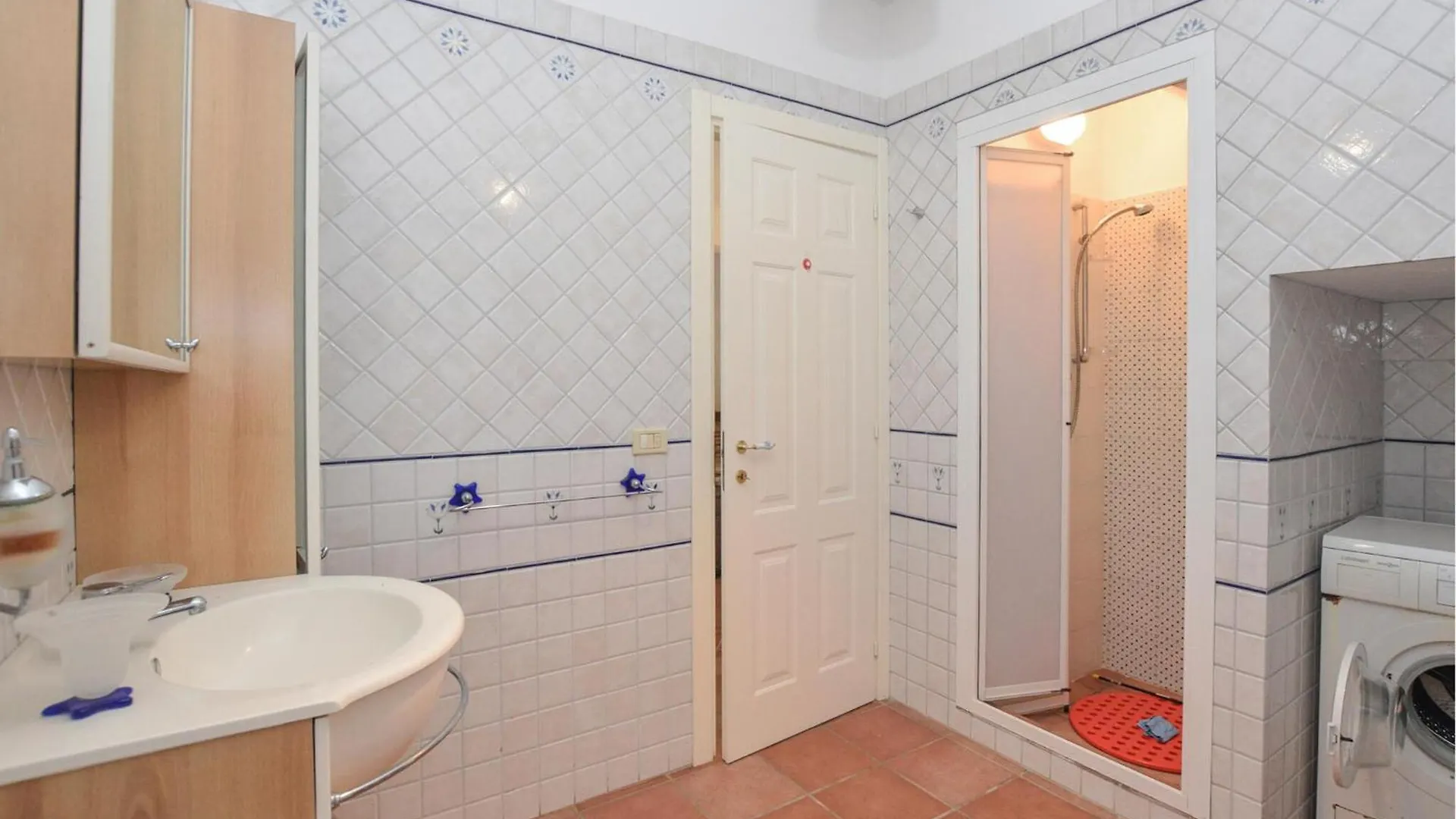 Awesome Home In Marina Di Ragusa With Kitchenette
