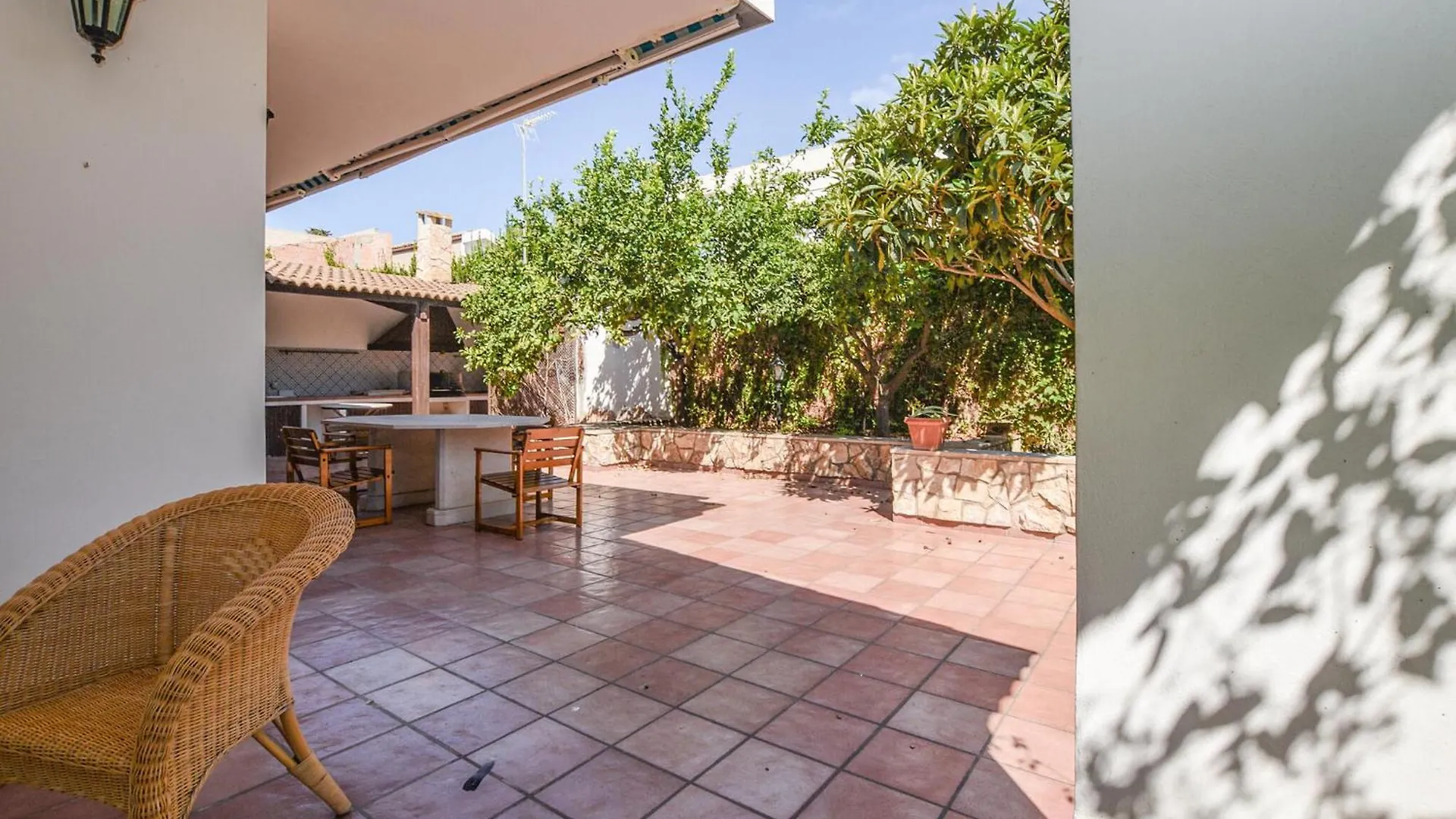Awesome Home In Marina Di Ragusa With Kitchenette 0*,